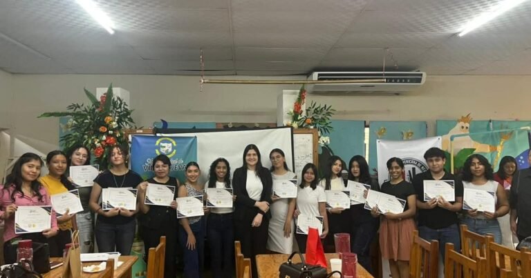 Promoción "Liderazgo y Comunicación": Alianza con la Municipalidad de Villanueva, Cortés.